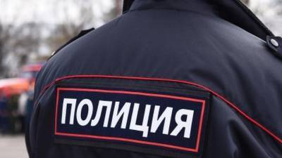 Пьяный москвич укусил полицейского за бедро после задержания