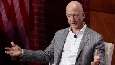 Безос продал акции Amazon на $10,2 млрд