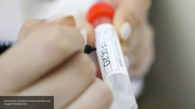 Российский пульмонолог оценил влияние ошибочных тестов на лечение COVID-19