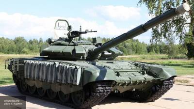 Российскую армию усилили танками Т-72Б3М с активной защитой "Арена"