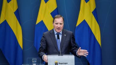 Премьер Швеции ушёл на карантин