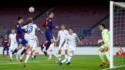 Попал в сказку: 18-летний герой матча с "Барселоной" о своем дебюте в ЛЧ