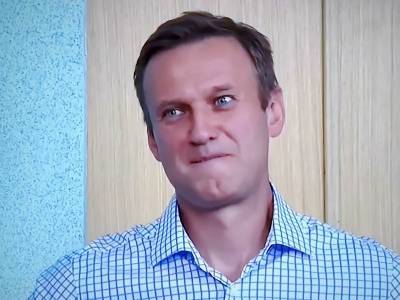 Навальный пожаловался, что его фамилию не называют даже в постановлении суда