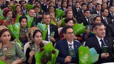 Миграционная служба в два раза завысила количество принятых в гражданство Туркменистана лиц