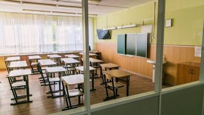 В мурманских школах продлили каникулы из-за коронавируса