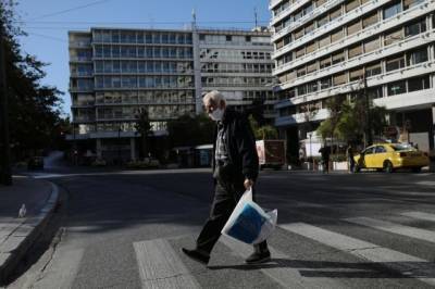 В Греции вводят всеобщий карантин на три недели