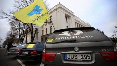 Евробляхеры парализовали центр Киева и грозят тотальной блокадой