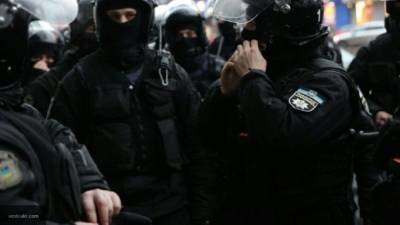 ОМОН проводит обыск в офисе ФБК в Москве