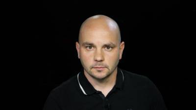 Директор “Открытой России” потребовал от телеведущего Соловьёва ₽5 млн за оскорбление
