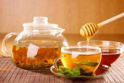 Как правильно пить чай с медом при простуде nbsp