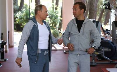В Госдуму внесли закон о пожизненной неприкосновенности Путина и Медведева. Что изменится?
