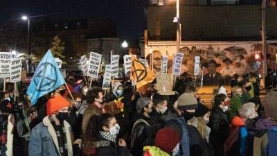 В американский Портленд вводят Нацгвардию для подавления протестов