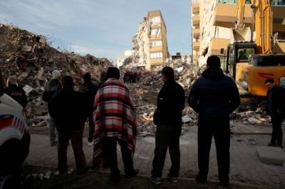 Турецкие власти рассказали о последствиях землетрясения в Измире - aif.ru - Турция - Измир