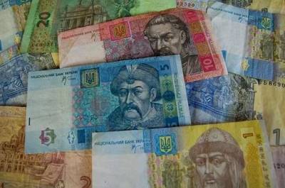 Экономист из России Василий Колташов порекомендовал жителям Украины избавляться от гривны