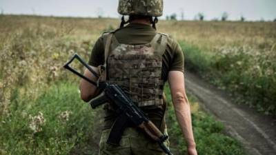 На Донбассе беспилотник оккупантов сбросил гранату: ранен украинский военный