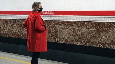 В Санкт-Петербурге разъяснили правила ношения масок в метро