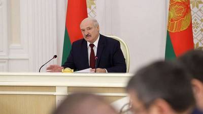Лукашенко предупредил врачей, собравшихся на заработки в Польшу: Уехал – назад не вернёшься