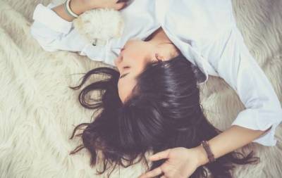 Эксперты проекта "Я соромлюсь свого тiла" назвали ТОП-5 правил здорового сна