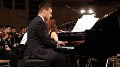 Пианист Чернаков оценил шансы искусственного интеллекта вытеснить композиторов