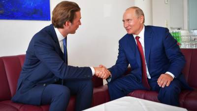 Курц поблагодарил Путина за поддержку после теракта в Вене