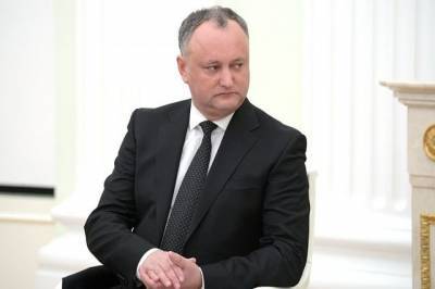 Додон предупредил об угрозе дестабилизации в Молдавии при победе Санду