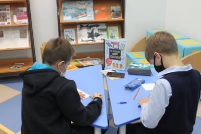 В печорской библиотеке детей учат создавать мультфильмы