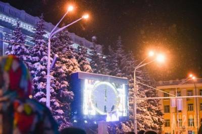 Кузбассовцам объяснили, от чего зависит празднование Нового года во время пандемии коронавируса