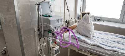 В Карелии врачи борются за жизни восьми больных коронавирусом, находящихся в крайне тяжелом состоянии