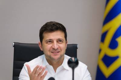 Зеленский заявил о планах ввести в Украине онлайн-голосование