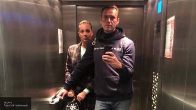 Жена Навального подозревает, что до госпиталя ее супруга довела диета