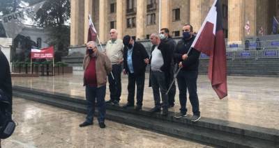 Соратники первого президента Грузии объявили голодовку в центре Тбилиси