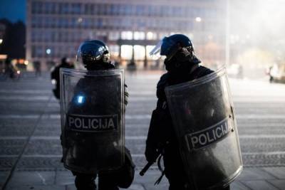 Словенская полиция разгоняла протест Covid-диссидентов водометами
