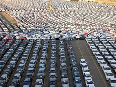 В России ускорились продажи новых автомобилей