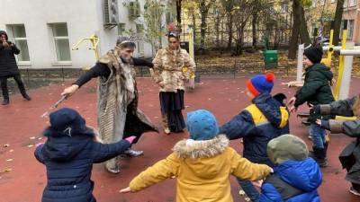 В Петербурге проходит первый с оглядкой на пандемию театральный квест для детей