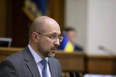 Шмыгаль заявил, что в Украине задействованы около 700 аппаратов ИВЛ из более 4 тысяч закупленных