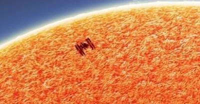 Американский фотограф смог запечатлеть МКС на фоне Солнца и Луны