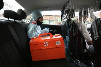 Волгоградский губернатор отдал служебную машину врачам-терапевтам