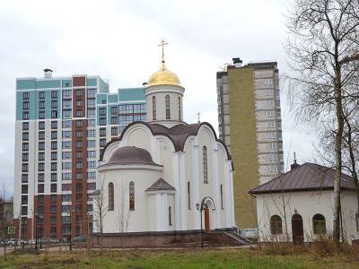 В Смоленске освятили храм в Соловьиной роще