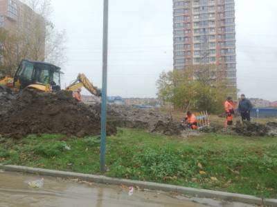 Из-за порыва трубы на ул. Орбитальной в Ростове без воды остались 6 садовых товариществ