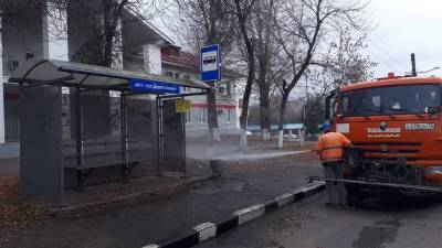 Дезинфекция остановок продолжается в Ульяновске