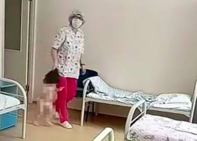 СК завел дело после видео, где ребенка хватали за волосы в больнице