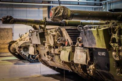В Индонезии немецкий танк Leopard 2RI утонул в луже