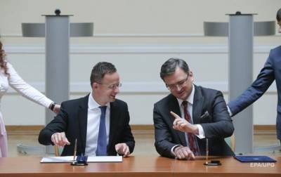 Украина и Венгрия уладили конфликт - Кулеба