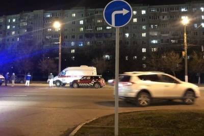В Твери фельдшер и пациентка пострадали в ДТП со скорой