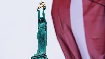 Латвия вводит режим ЧП из-за коронавируса