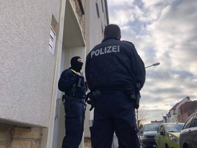 Власти Австрии решили закрыть «радикальные мечети» после теракта в Вене