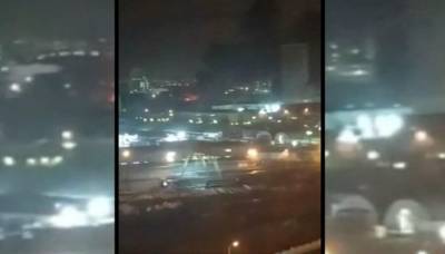 Сотрудники МЧС локализовали пожар на территории бывшего завода в столице
