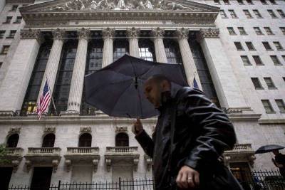 Рынок акций США закрылся падением, Dow Jones снизился на 0,39%