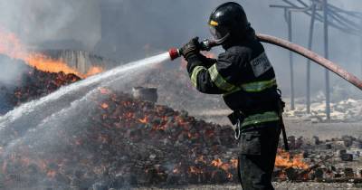 В Дагестане жители задыхаются из-за пожара на нефтяной скважине, тушение которого «может нанести вред экологии»