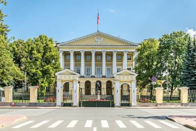 Выдающиеся жители Петербурга получили госнаграды